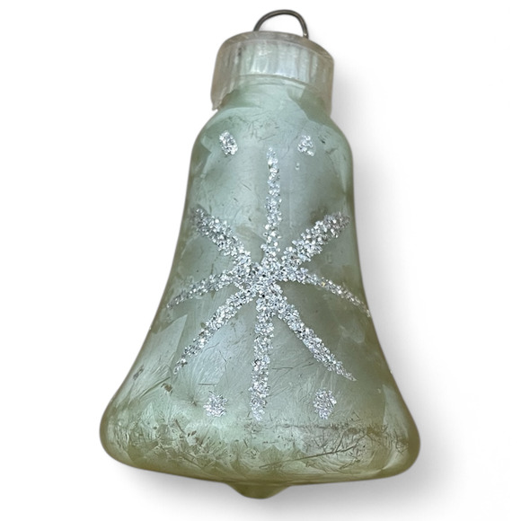 Vintage Austria Frosted Glass Bell Ornament–Pastel Green w/ Silver Starburst - Picture 2 of 7